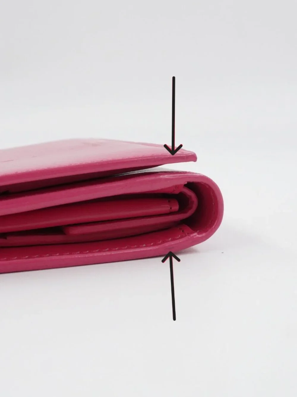 Saint Laurent Women's Trifold Wallet In Smooth Pink Leather With Gold Accents - Picture 11 of 15